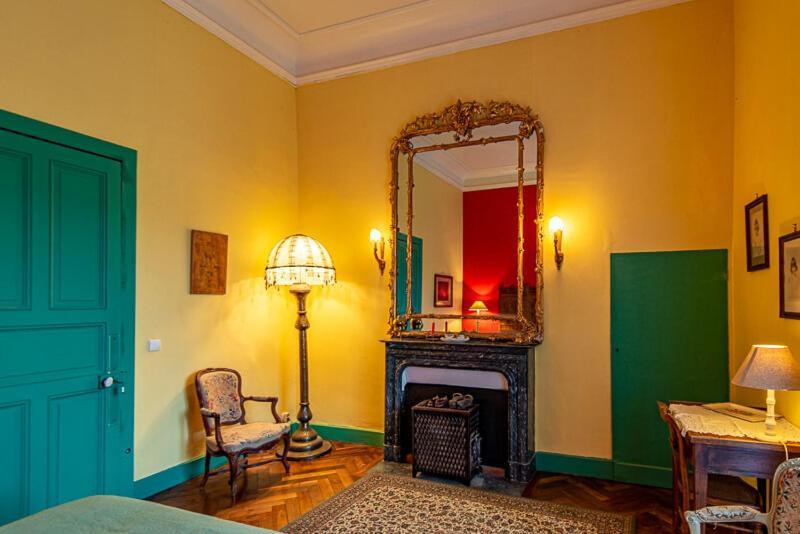 Chateau De Sedaiges Marmanhac Bagian luar foto