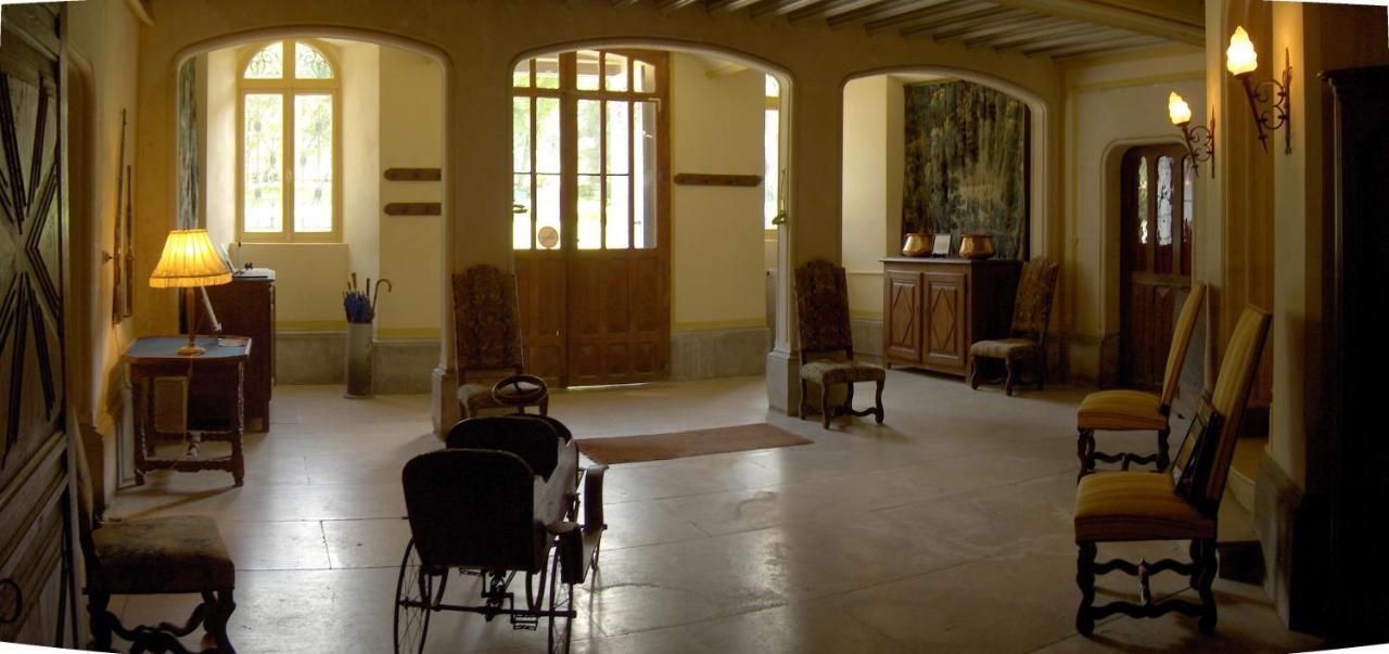 Chateau De Sedaiges Marmanhac Bagian luar foto