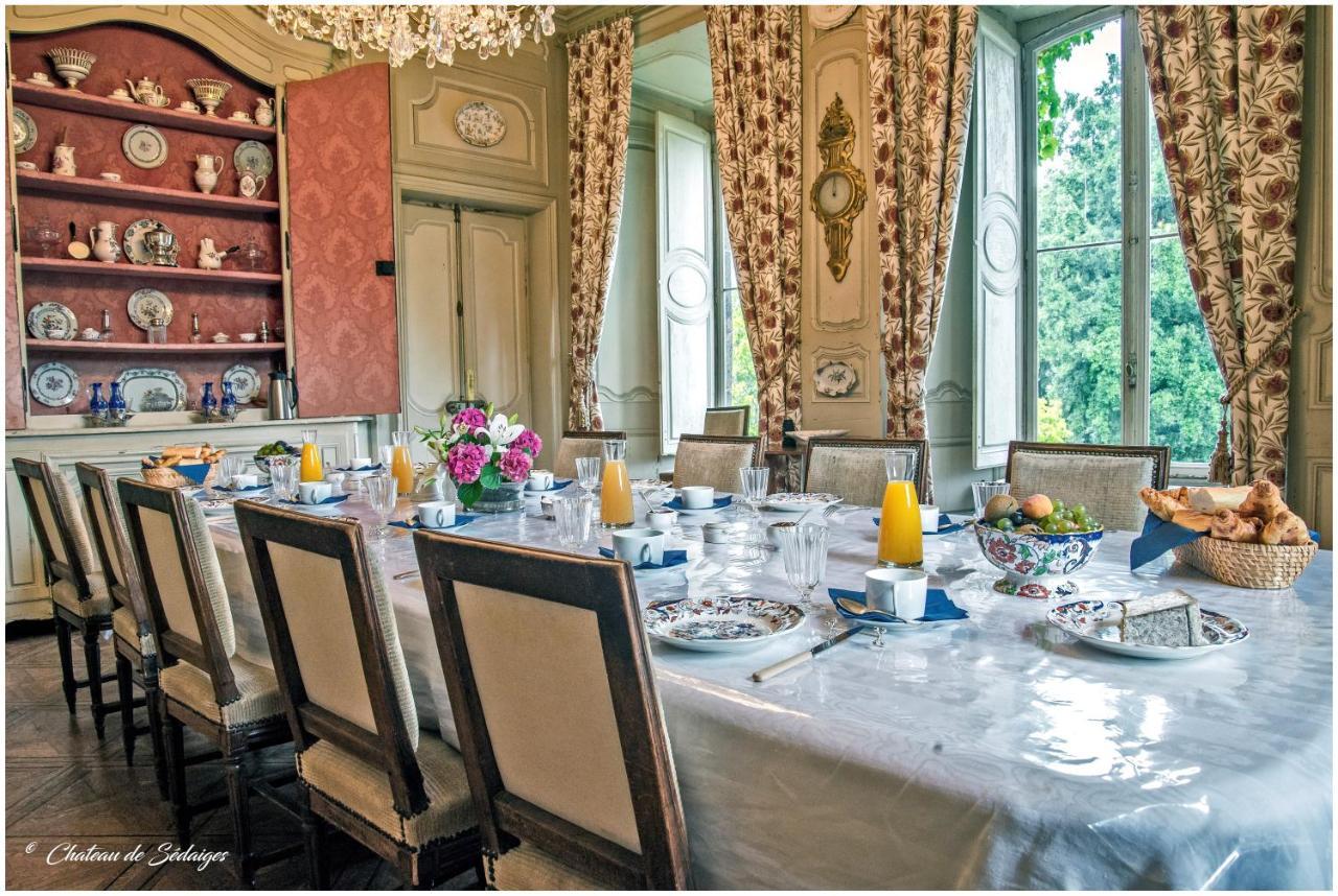 Chateau De Sedaiges Marmanhac Bagian luar foto