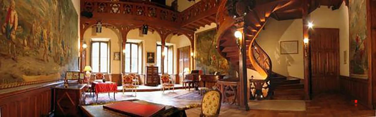 Chateau De Sedaiges Marmanhac Bagian luar foto