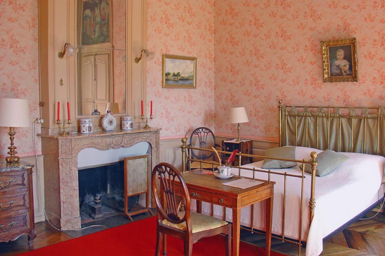 Chateau De Sedaiges Marmanhac Bagian luar foto
