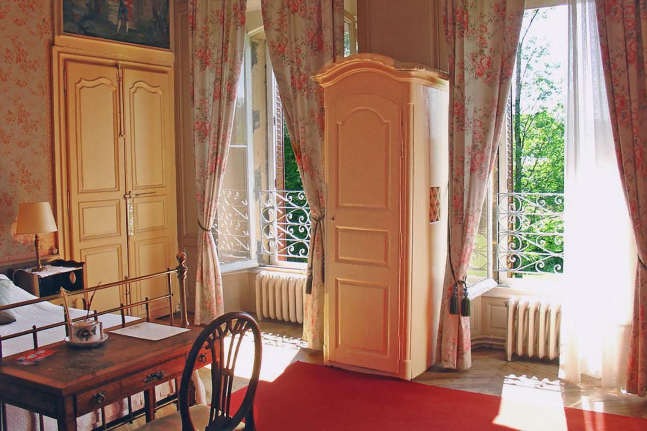 Chateau De Sedaiges Marmanhac Bagian luar foto
